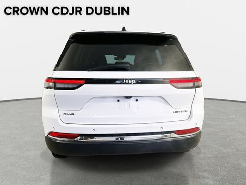 Used 2023 Jeep Grand Cherokee Limited image 7