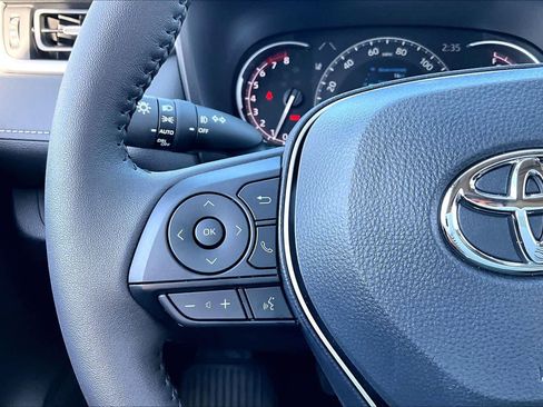 Certified 2025 Toyota RAV4 XLE Premium image 21