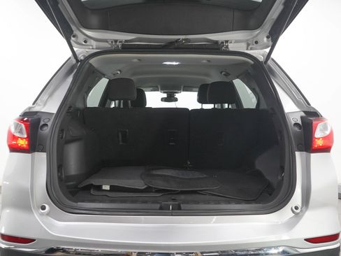 Used 2021 Chevrolet Equinox LT AWD/4WD image 17