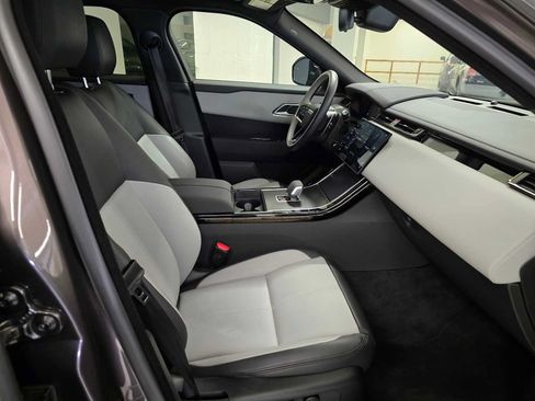 Used 2026 Land Rover Range Rover Velar Dynamic SE AWD/4WD image 10