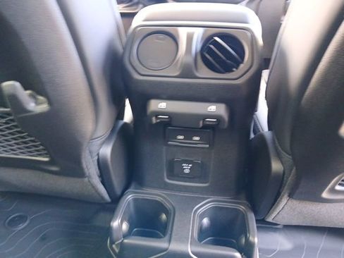 New 2026 Jeep Gladiator Rubicon image 21