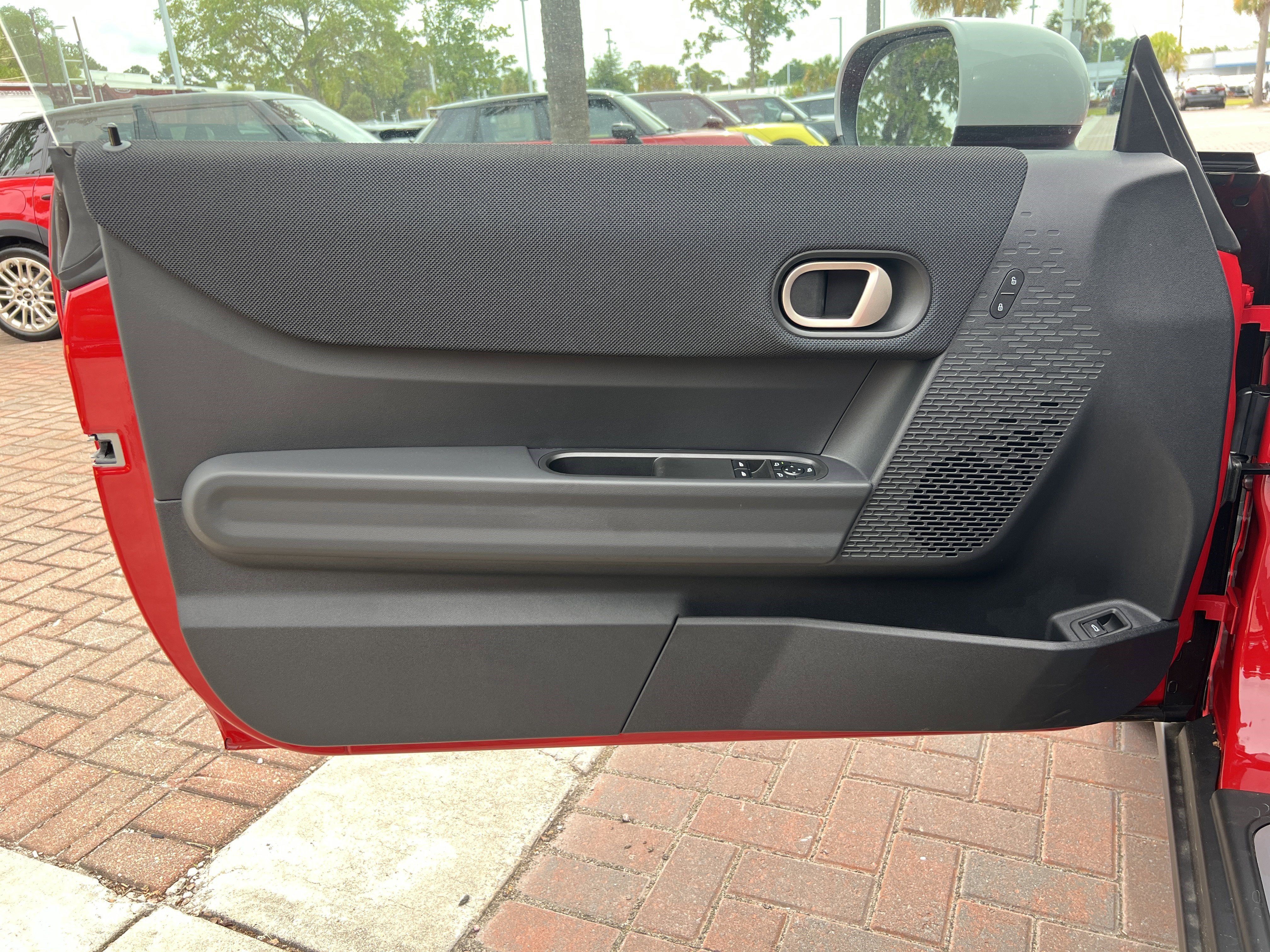 Used 2026 MINI Cooper 2-Door Hardtop FWD image 7