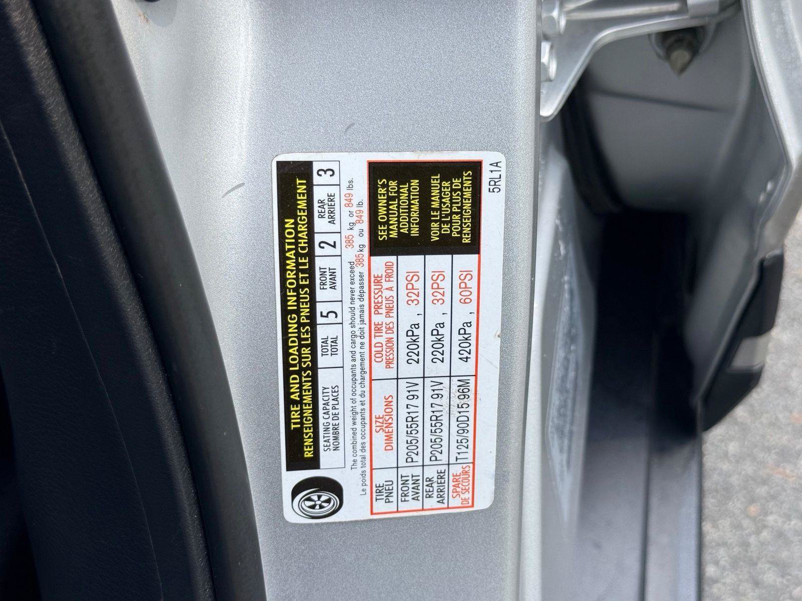 Used 2019 Nissan Kicks SR FWD image 48
