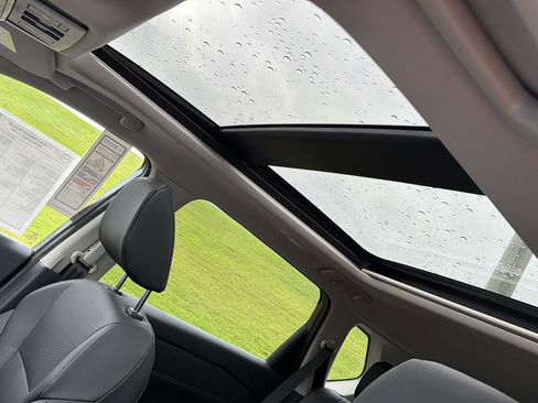 New 2026 Nissan Rogue SV FWD image 31