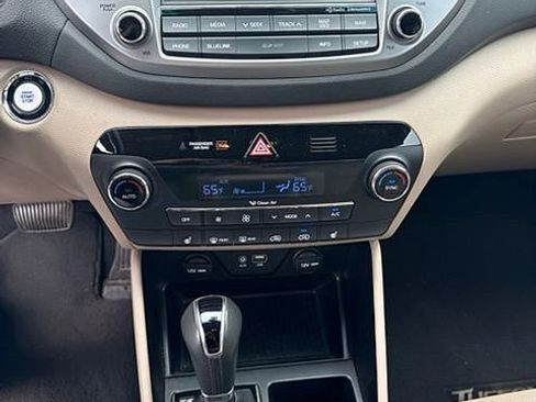 Used 2016 Hyundai Tucson Limited FWD image 11