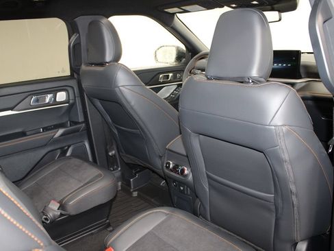 New 2026 Ford Explorer Tremor w/ Tremor Ultimate Package AWD/4WD image 33