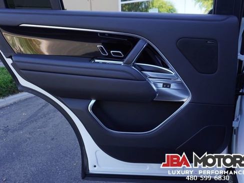 Used 2023 Land Rover Range Rover Long Wheelbase SE image 92