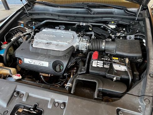 Used 2010 Honda Accord EX-L image 16