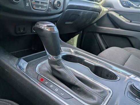Used 2020 Chevrolet Traverse LS FWD image 19