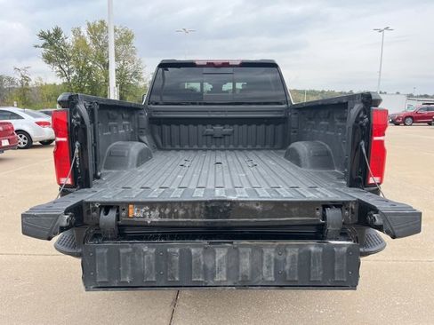 Used 2025 Chevrolet Silverado 2500 High Country w/ Technology Package image 7