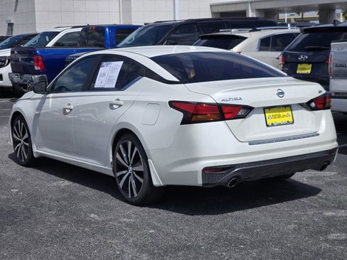 Used 2020 Nissan Altima 2.5 SR FWD image 6