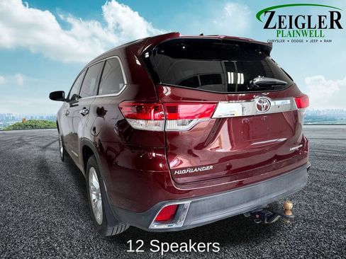 Used 2018 Toyota Highlander Limited AWD/4WD image 4