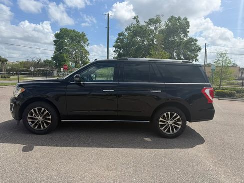 Used 2018 Ford Expedition Limited image 1