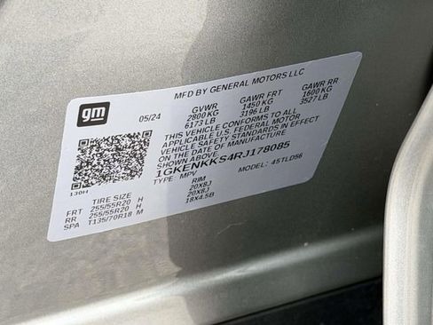 Used 2024 GMC Acadia Elevation w/ Trailering Package image 25