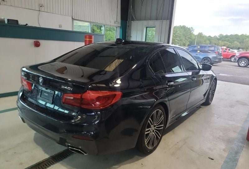 Used 2018 BMW 540i xDrive AWD/4WD image 3