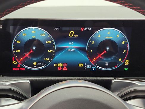 Used 2022 Mercedes-Benz GLB 250 image 9