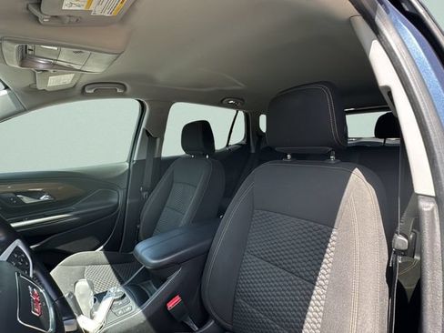 Used 2018 GMC Terrain SLE w/ Driver Convenience Package AWD/4WD image 9