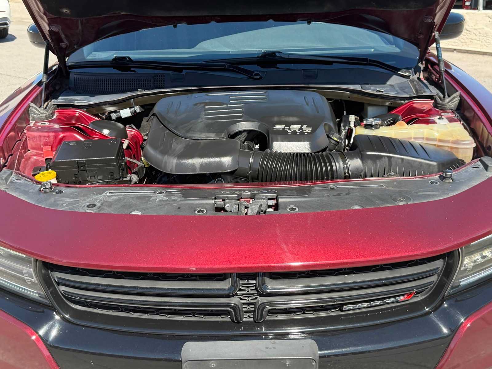 Used 2022 Dodge Charger SXT w/ Blacktop Package RWD image 33