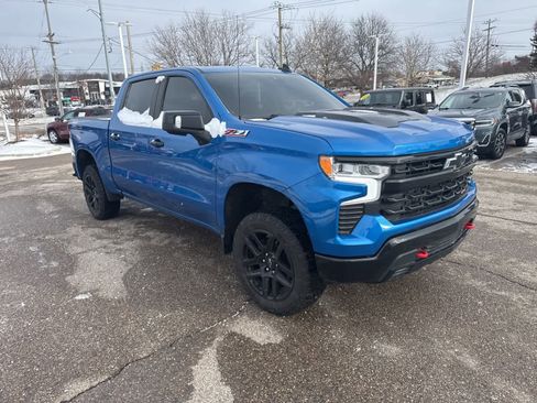 Used 2022 Chevrolet Silverado 1500 LT Trail Boss w/ LT Trail Boss Premium Package image 7