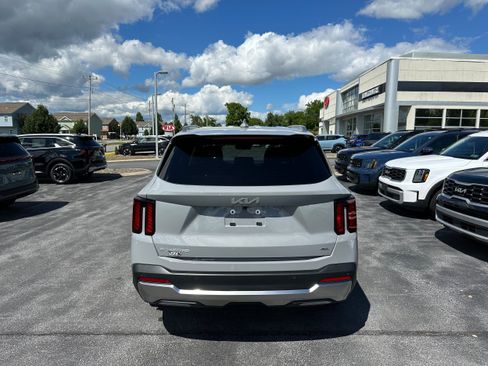 New 2026 Kia Sorento S AWD/4WD image 6