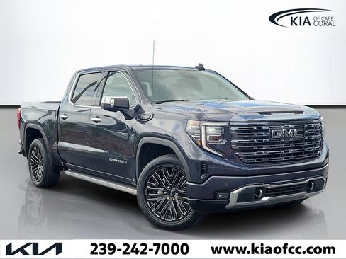 Used 2022 GMC Sierra 1500 Denali Ultimate AWD/4WD image 1