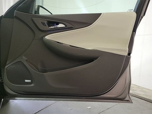 Used 2024 Chevrolet Malibu LT image 23