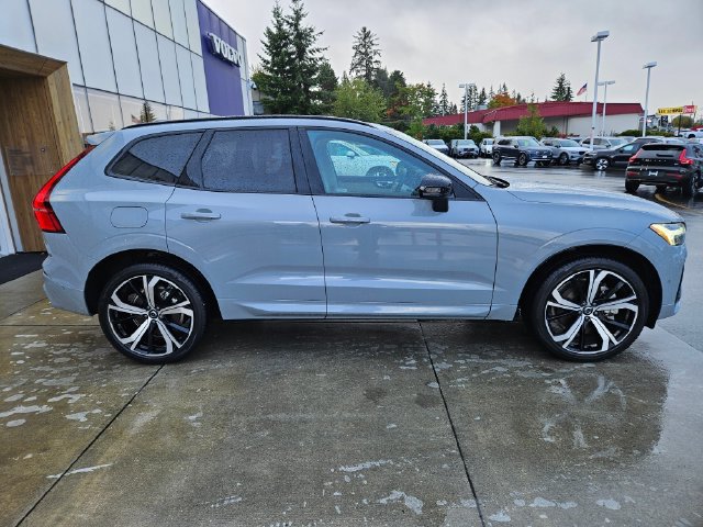 Used 2025 Volvo XC60 T8 Ultra w/ Protection Package Premier AWD/4WD image 4