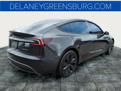 Used 2025 Tesla Model 3 Long Range image 3