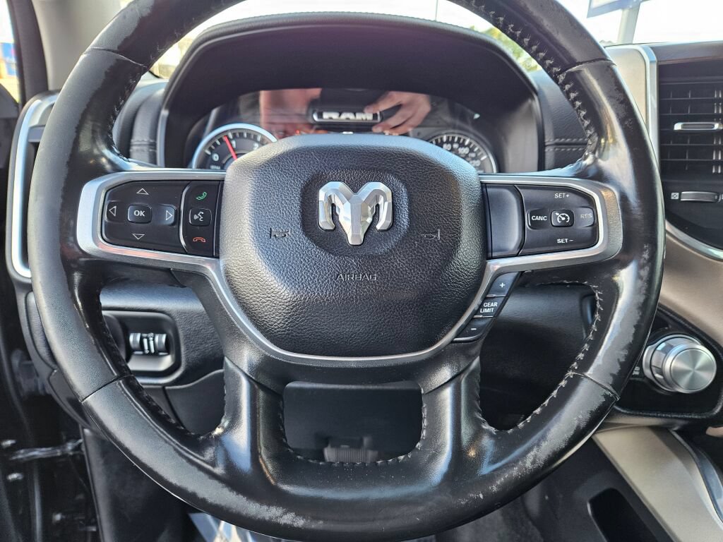 Used 2022 RAM 1500 Laramie AWD/4WD image 23