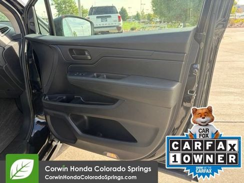 Used 2025 Honda Odyssey EX-L image 21