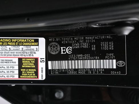 Used 2024 Toyota Camry SE image 2