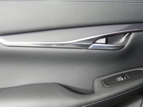 Used 2025 INFINITI QX50 Sport image 14