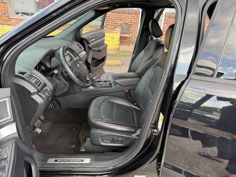 Used 2018 Ford Explorer Sport w/ Equipment Group 401A AWD/4WD image 10
