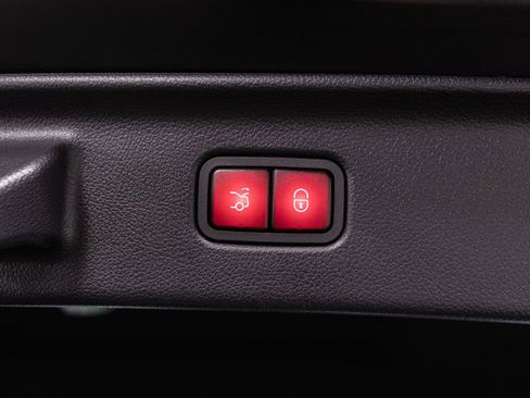 Used 2024 Mercedes-Benz S 580 4MATIC Sedan image 35