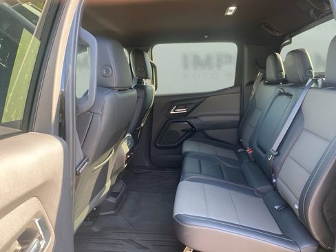 Used 2026 Chevrolet Silverado EV Trail Boss AWD/4WD image 10