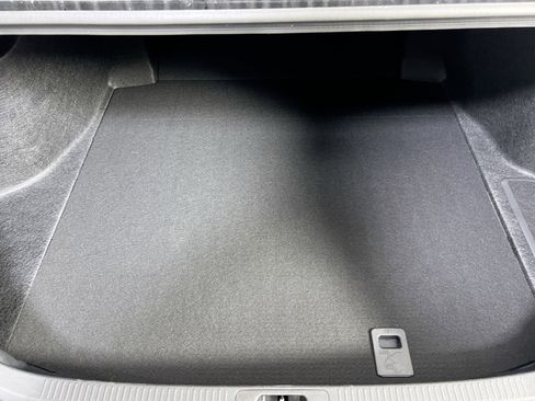 Used 2025 Toyota Camry LE w/ Convenience Package image 24