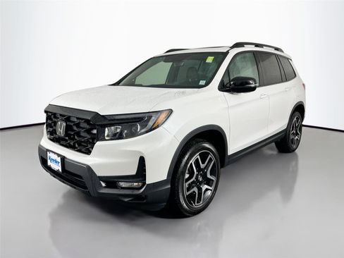 Used 2023 Honda Passport Elite image 2