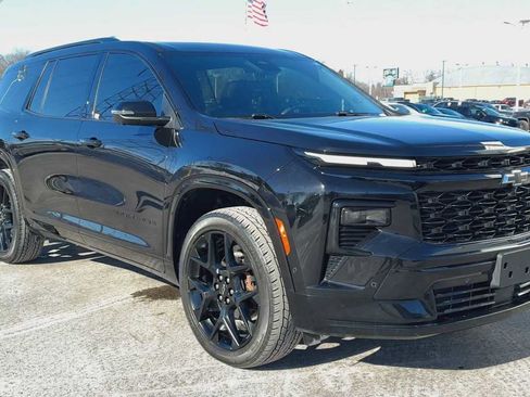 Certified 2024 Chevrolet Traverse RS image 8