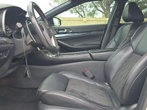 Certified 2023 Nissan Maxima SR w/ Sport Mat Group FWD image 5