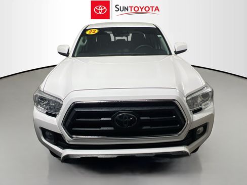 Used 2022 Toyota Tacoma SR5 RWD image 10