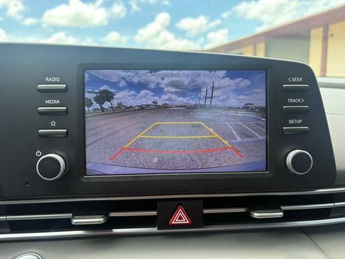 Used 2023 Hyundai Elantra SEL FWD image 21