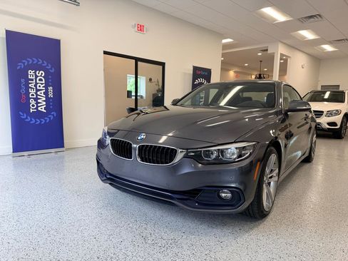 Used 2019 BMW 430i Coupe w/ Convenience Package image 3