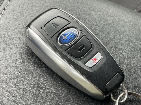 Certified 2025 Subaru Outback Premium AWD/4WD image 32
