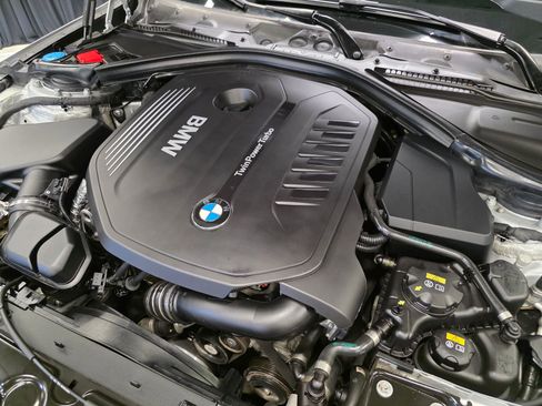 Used 2018 BMW 340i xDrive Sedan AWD/4WD image 64