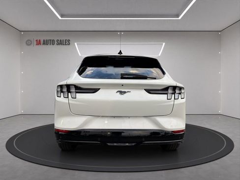 Used 2021 Ford Mustang Mach-E Premium image 4