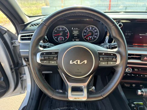 Used 2023 Kia K5 GT-Line w/ GT-Line Premium Package image 17