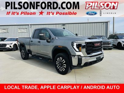 Used 2024 GMC Sierra 2500 Pro w/ Convenience Package