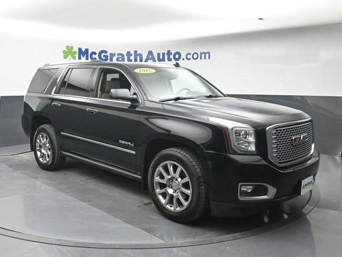 Used 2015 GMC Yukon Denali image 2