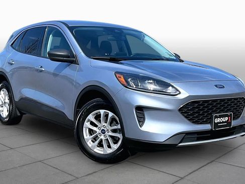 Used 2022 Ford Escape SE w/ Convenience Package AWD/4WD image 3