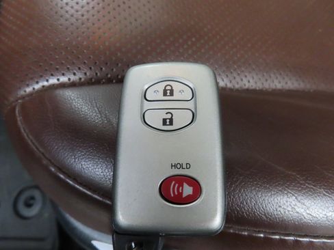 Used 2019 Toyota 4Runner Limited image 49